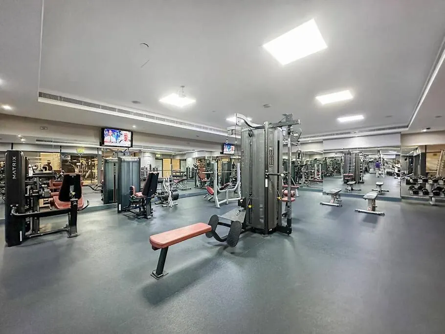Stonetree - Modern Furnished Studio Dubai Apartment